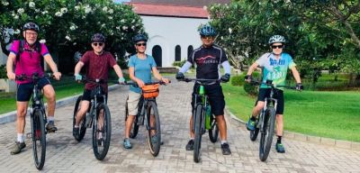 David Voas Cycling on the tour with redspokes David Voas Cycling on the tour with redspokes